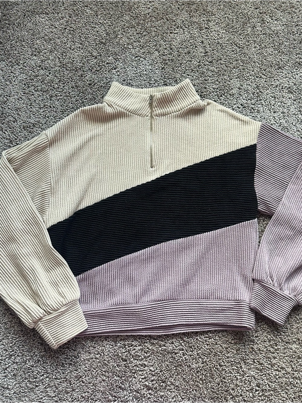Le Lis Colorblock Half-Zip Knit Pullover - Cream, Black & Lavender